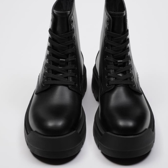 ZARA LACE-UP BOOTS WITH CHUNKY SOLE - Picture 7 of 7